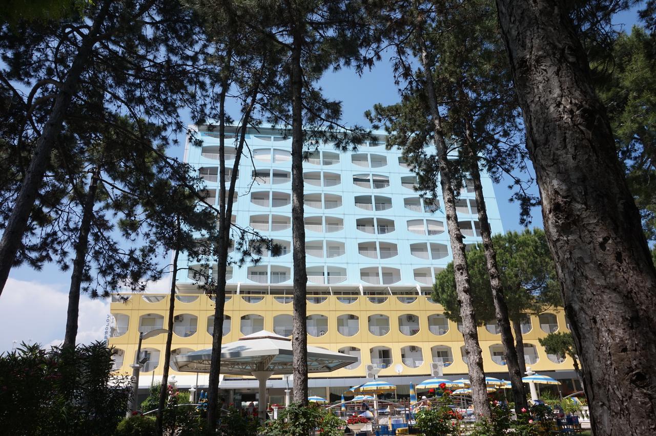 Colorado Lignano Apartment Lignano Sabbiadoro Exterior photo